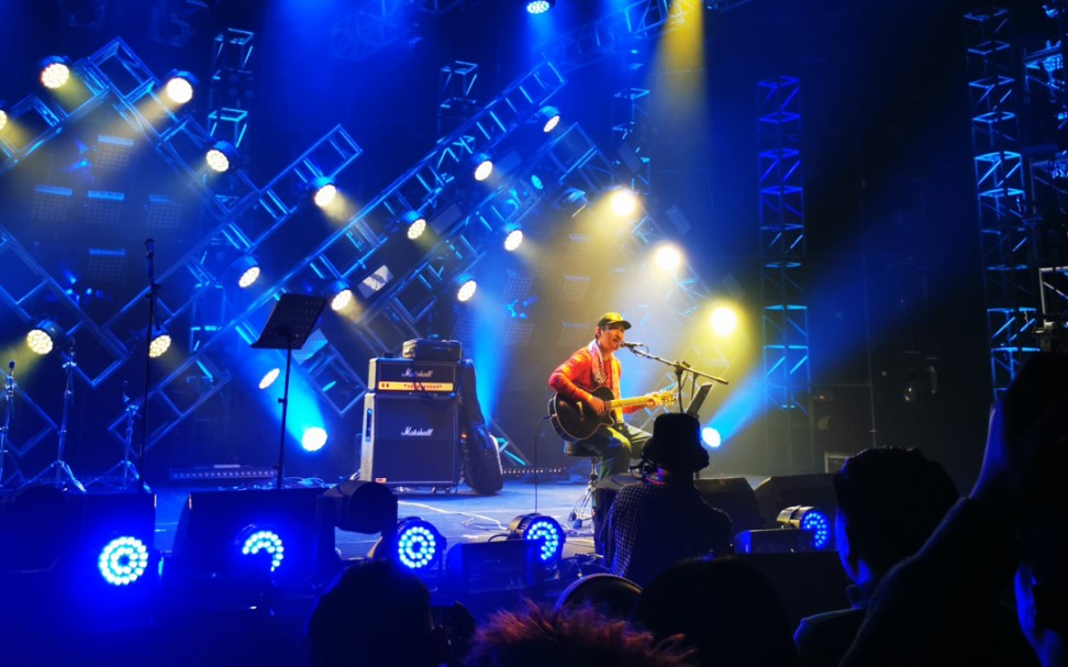 何教授2019沈阳原料库livehouse巡演这是谁的故事