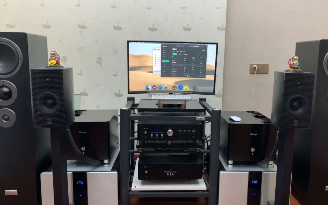 丹拿琴柏4搭配睿志音响西装