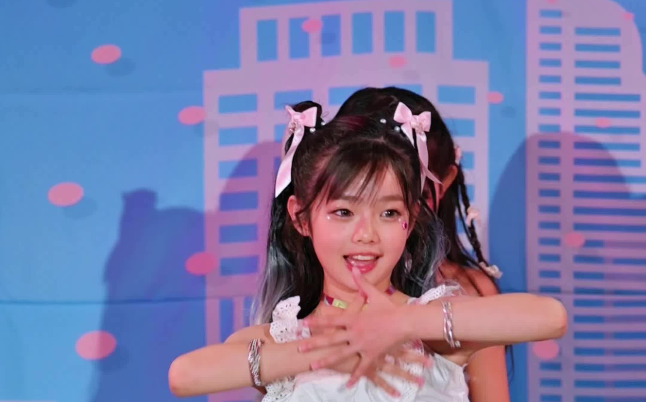 Reina 花之屋 2040519 东京偶像剧场高田马场BS大厅