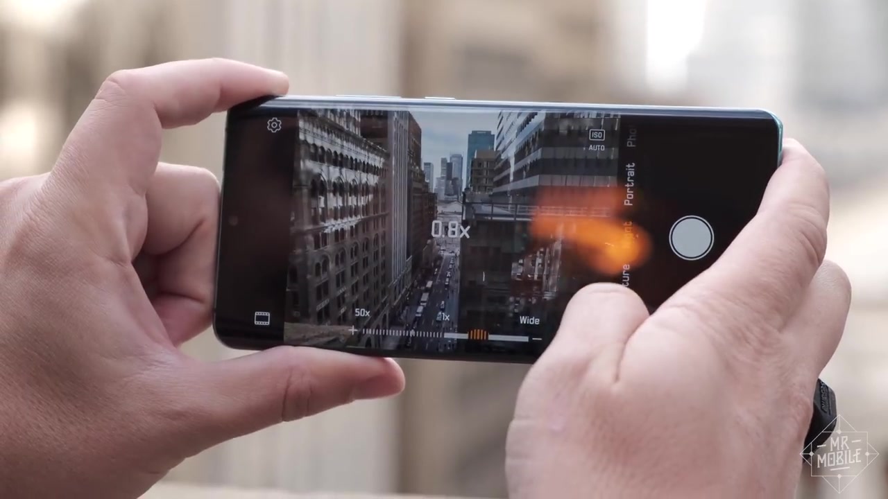 华为p30pro上手带有潜望镜的手机