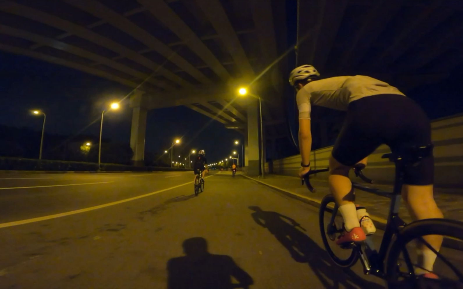 申兰路公路车夜骑拉练