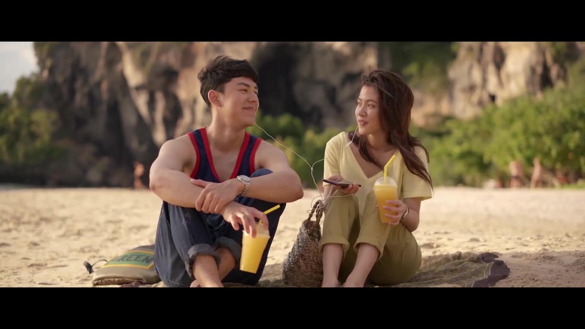 【泰国音乐】九国语言唱小水新电影《友情以上》主题曲《想太多》