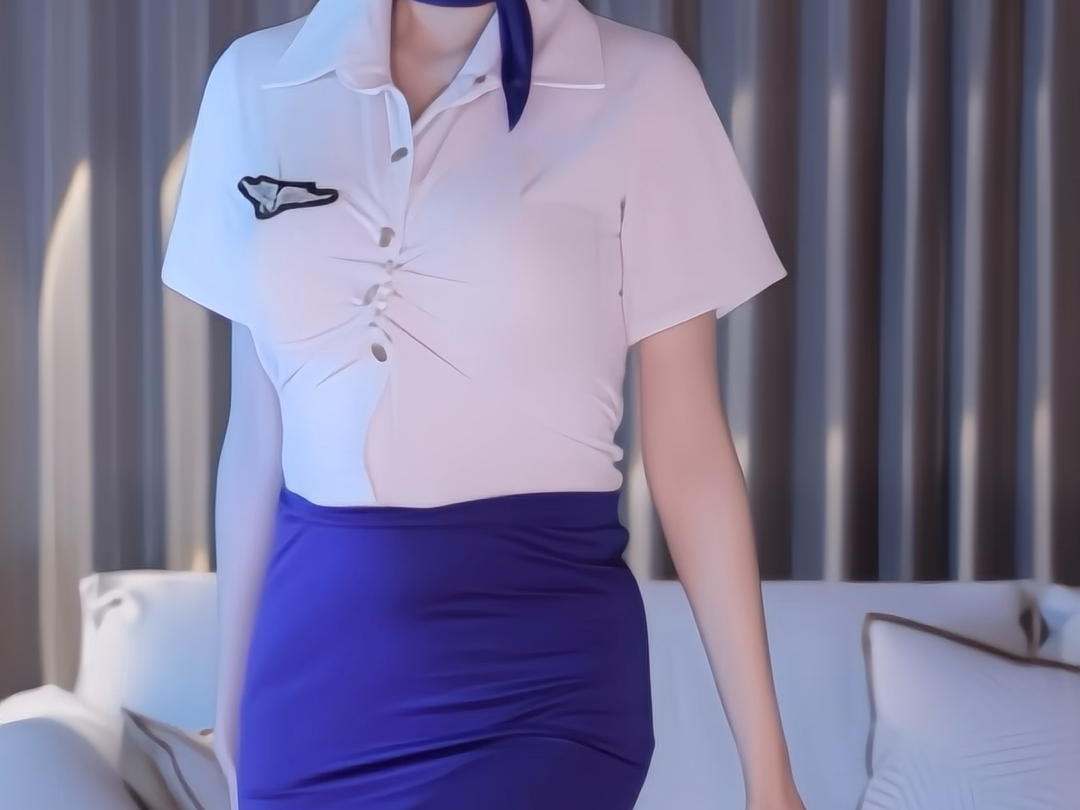 金琳爱睡觉——空姐制服,没有不爱的吧. #小性感 #主播热舞 #热舞录屏