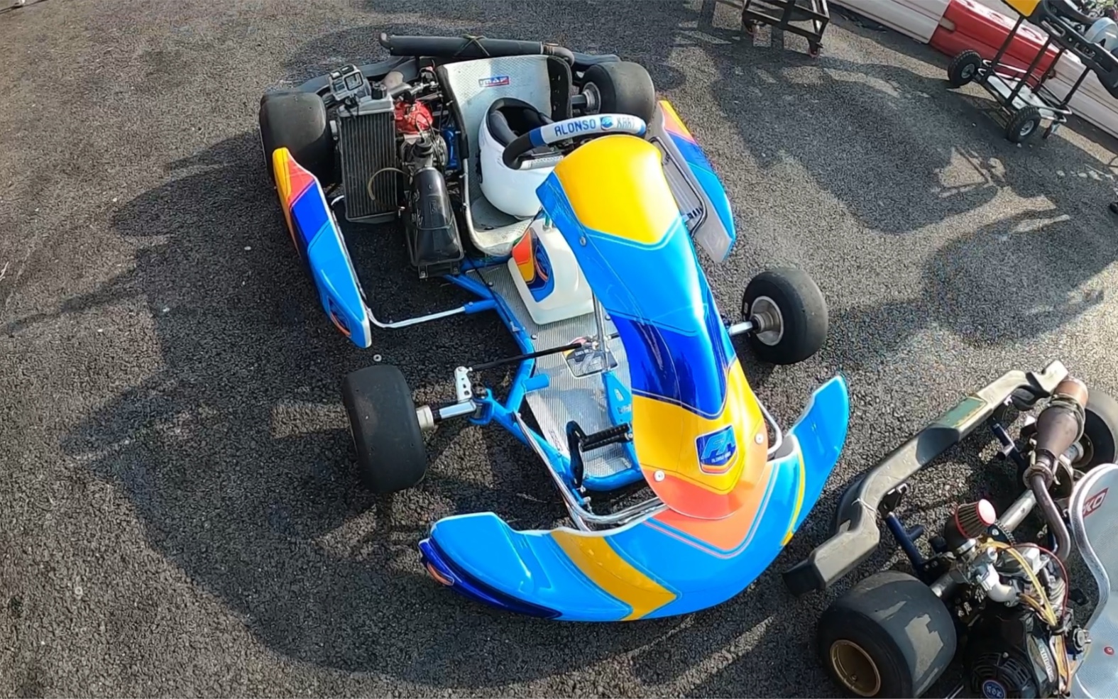 阿隆索的卡丁车!fa alonso kart初体验