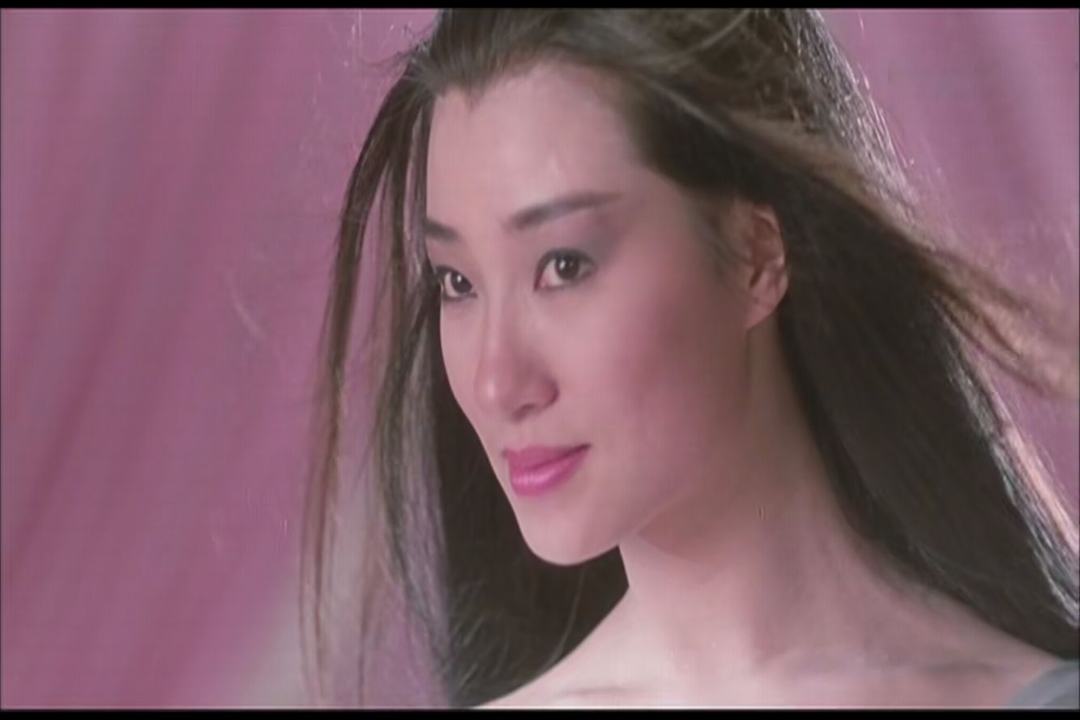 22岁封后,40岁患病险自杀,王小凤到底经历了怎样的人生?