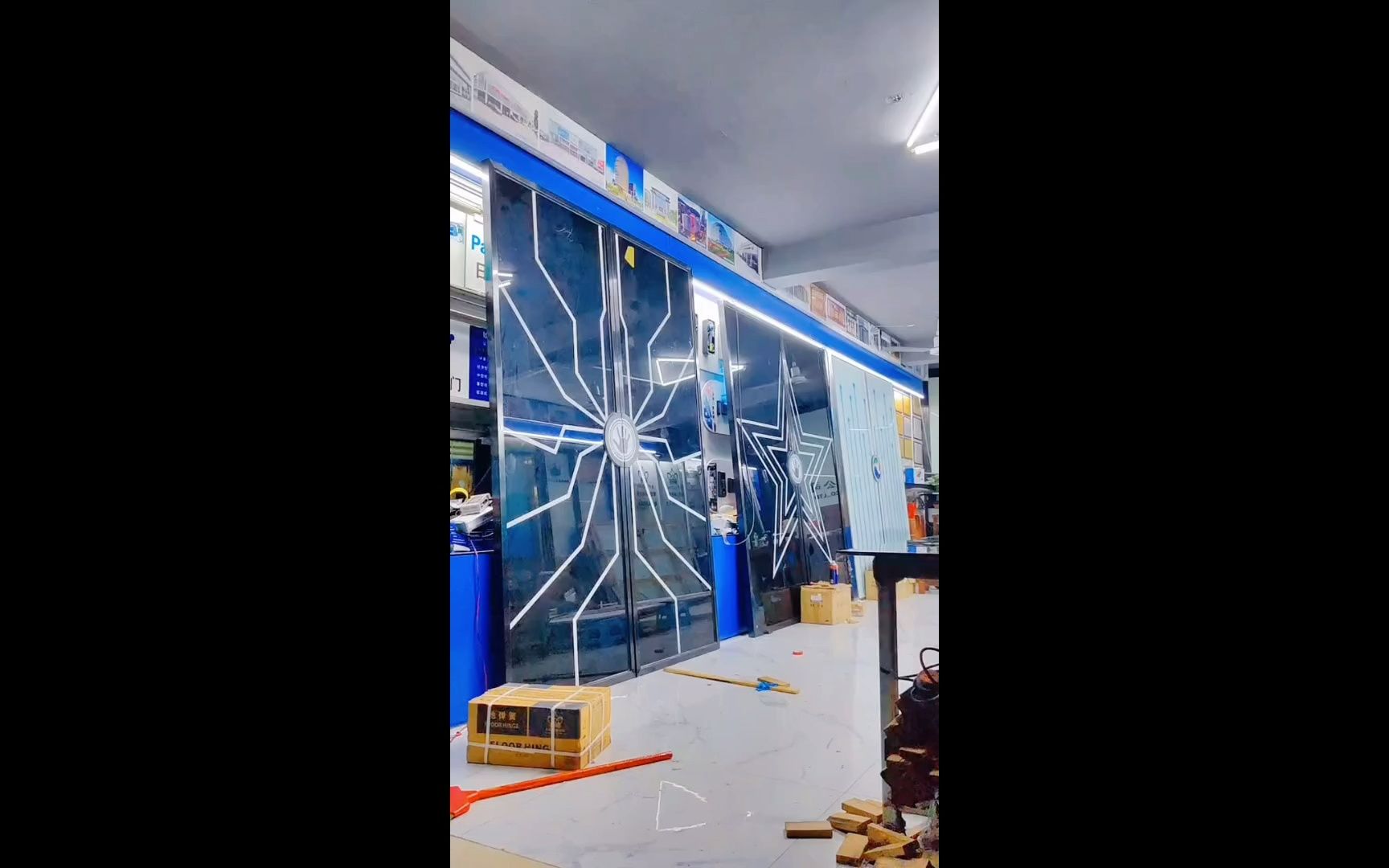 科技感十足的网红门 智能掌控网红感应门