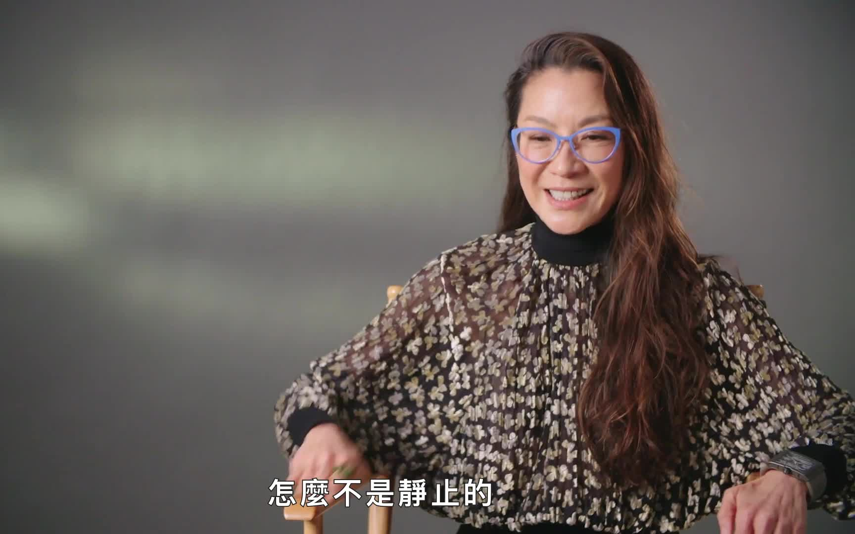 [图]杨紫琼回顾《臥虎藏龙》《007明日帝国》等5部经典电影角色 Michelle Yeoh Breaks Down Her Iconic Characters