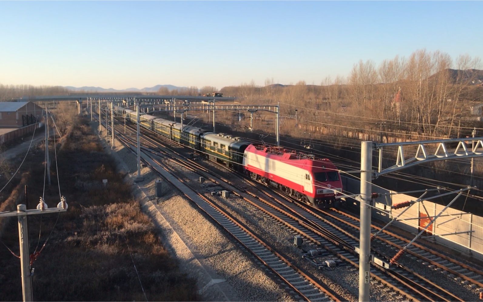 韶山9g 0202牵引k7306次通过_哔哩哔哩 (゜-゜)つロ 干杯~-bilibili