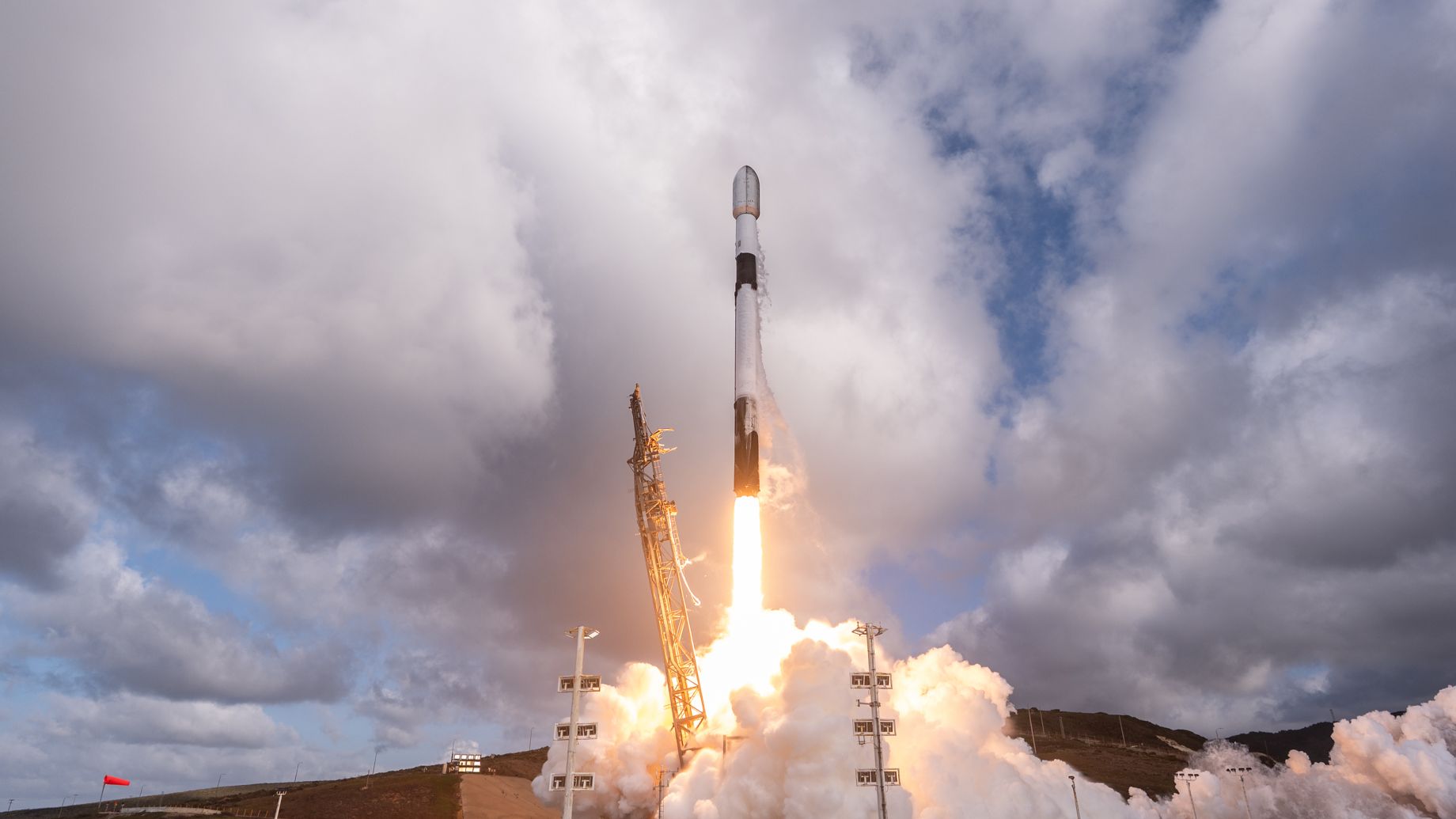 SpaceX 猎鹰9号 Starlink Group 15-15任务，全球年度第250次航天发射
