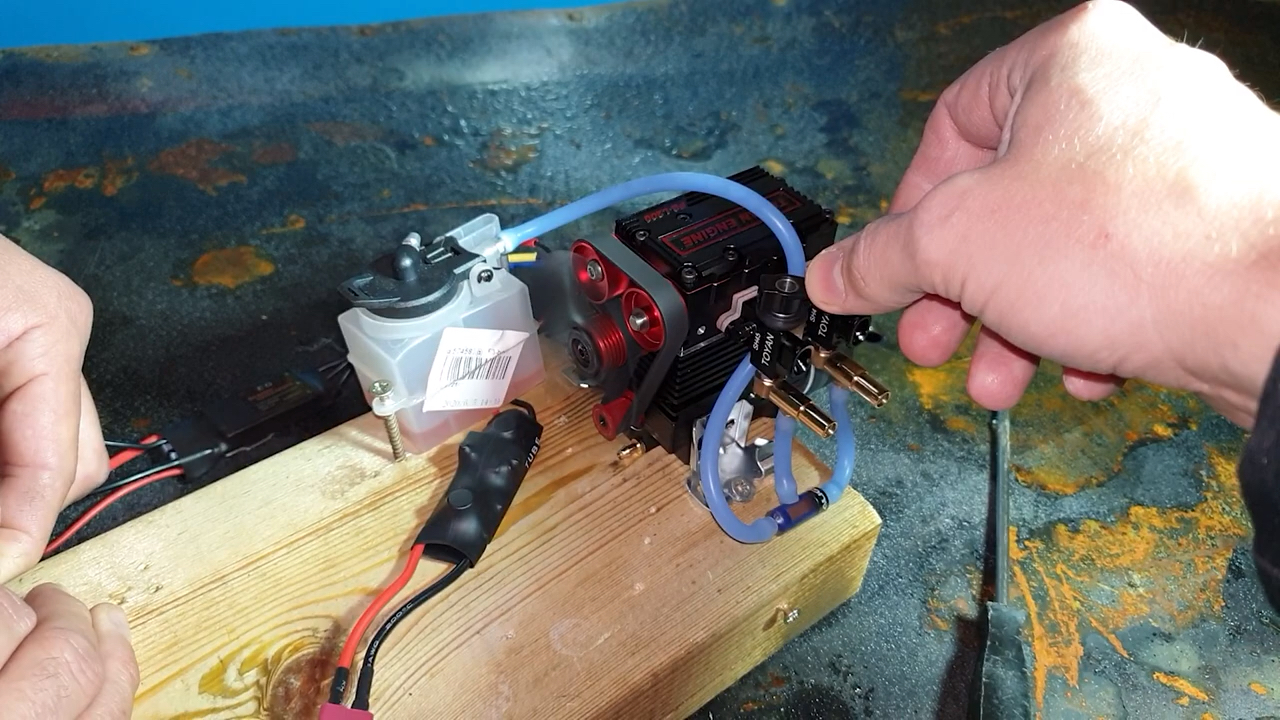 小型消防车引爆报警