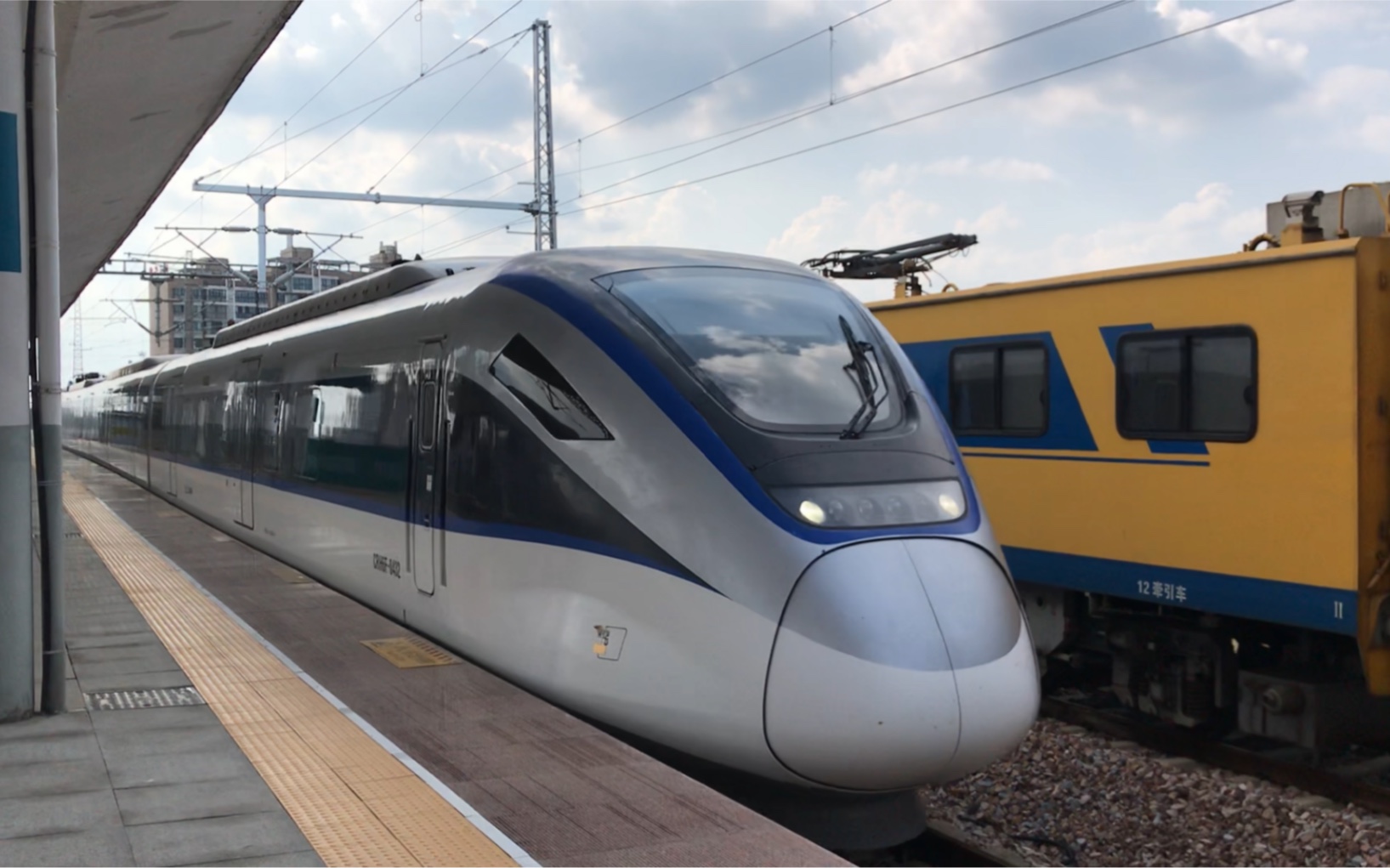 crh6f-0423担当c8047进常德站4站台_哔哩哔哩_bilibili