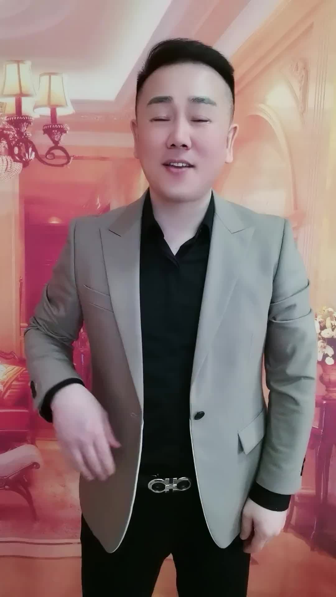 70后大叔70后疫情期间我们都要把自己照顾好抖音小助手