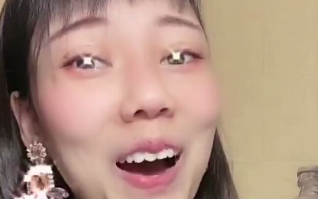 黑蒜姐第二次挑战吃黑蒜原视频