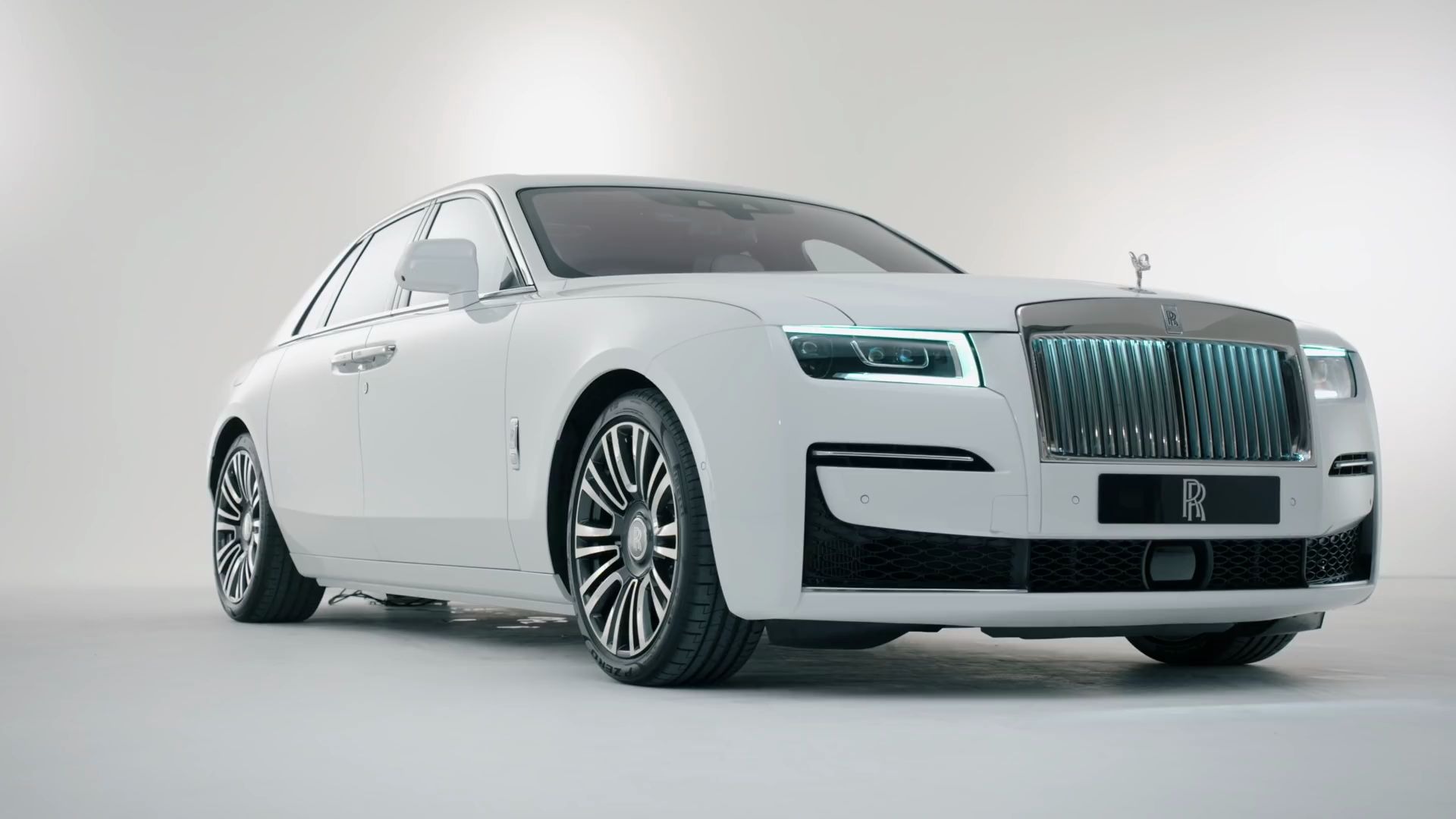 new rolls-royce ghost_ the ultimate luxury car
