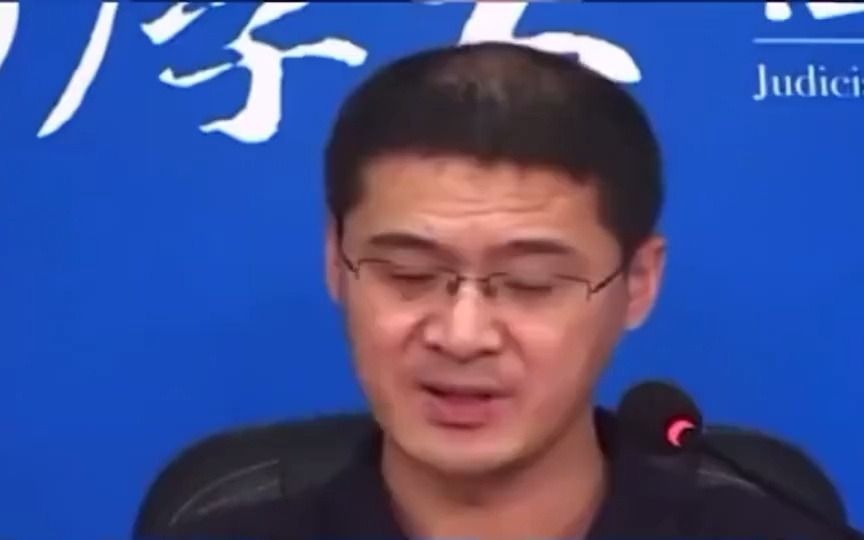 [图]罗翔：张三极限拉扯，是盗窃还是抢夺？