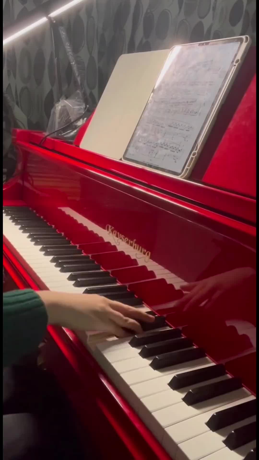 张菁钢琴日常练琴乐器演奏肖邦练习曲这首要弹好确实不容易啊你练