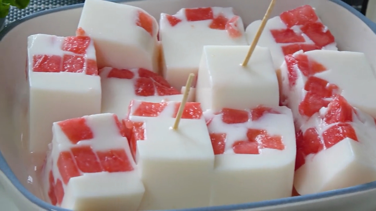 76.自制布丁 (西瓜,芒果,草莓)