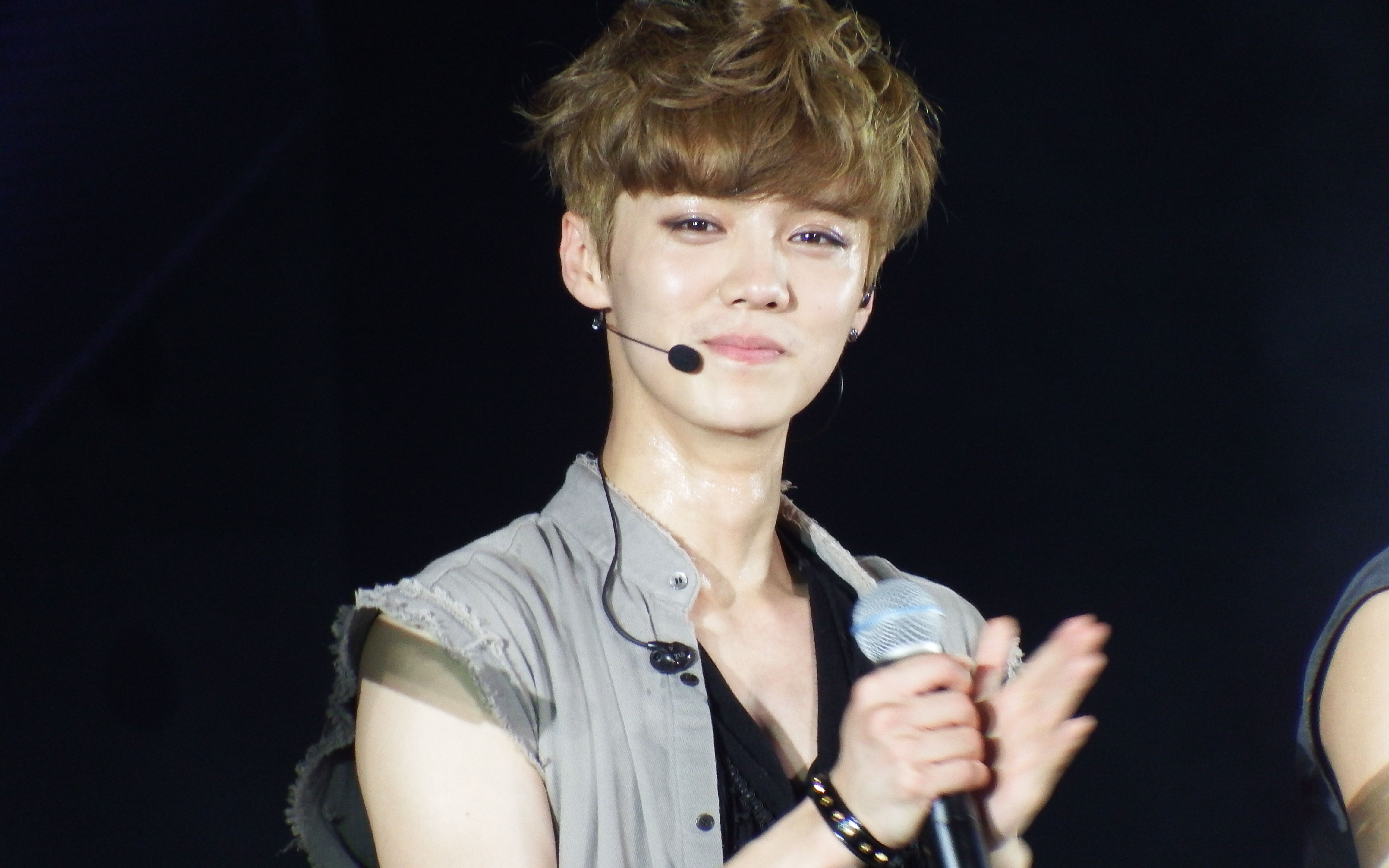 140614 武汉 let out the beast 鹿晗