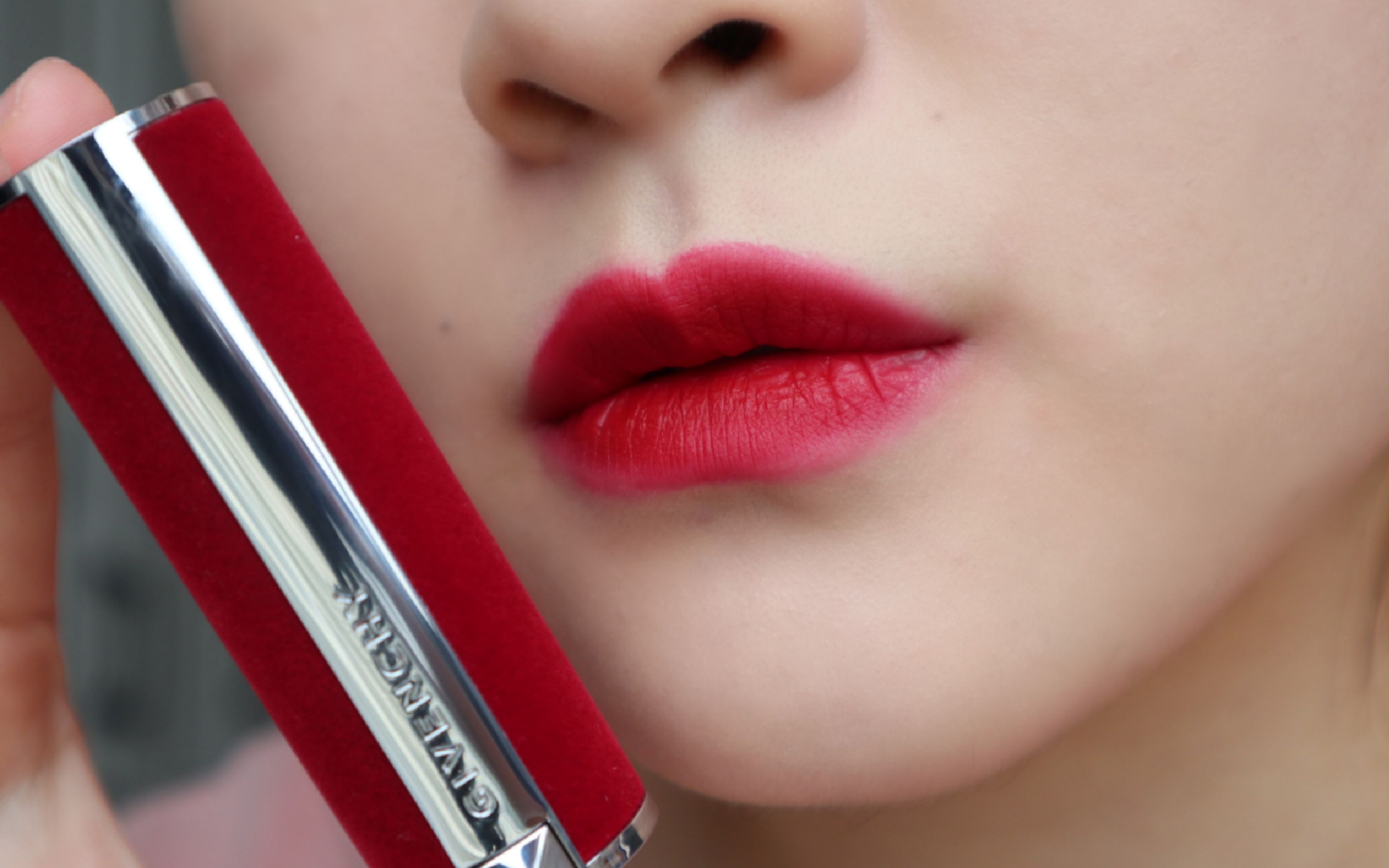 纪梵希n37试色 涂上你就是气场女王 绝美复古正红_哔哩哔哩_bilibili