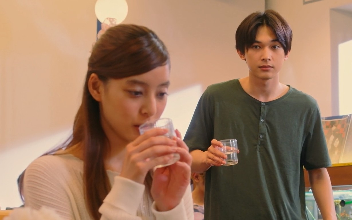 【那个女孩的俘虏】cut