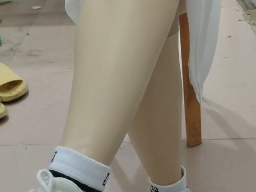 制作硅胶仿真人皮遮疤痕遮纹身效果