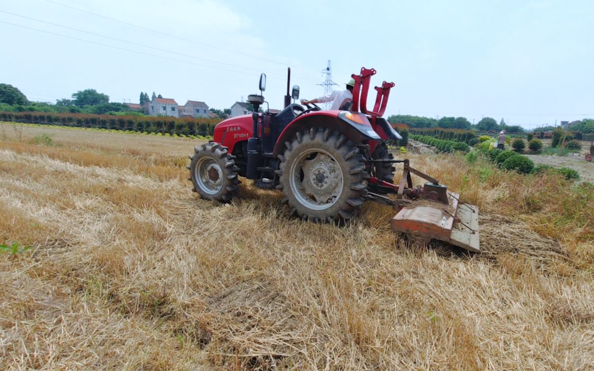 花无缺的种植日记(第一集)大型拖拉机翻地整地交换土层方便种植_哔哩
