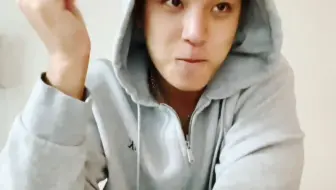 珉佑｜果然说起圆佑时的那个嘴角哈哈哈哈
