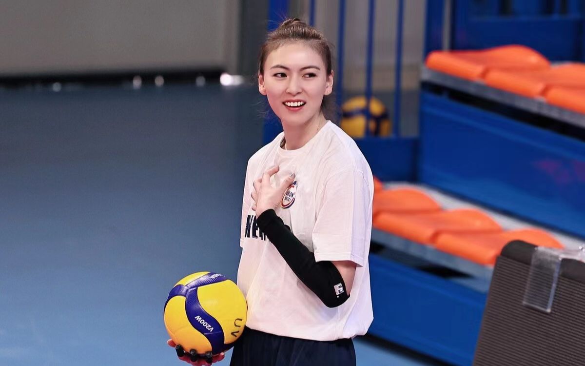 缪伊雯最强对手发威!贡献21分斩获mvp,助攻皮内罗洛3比1逆转