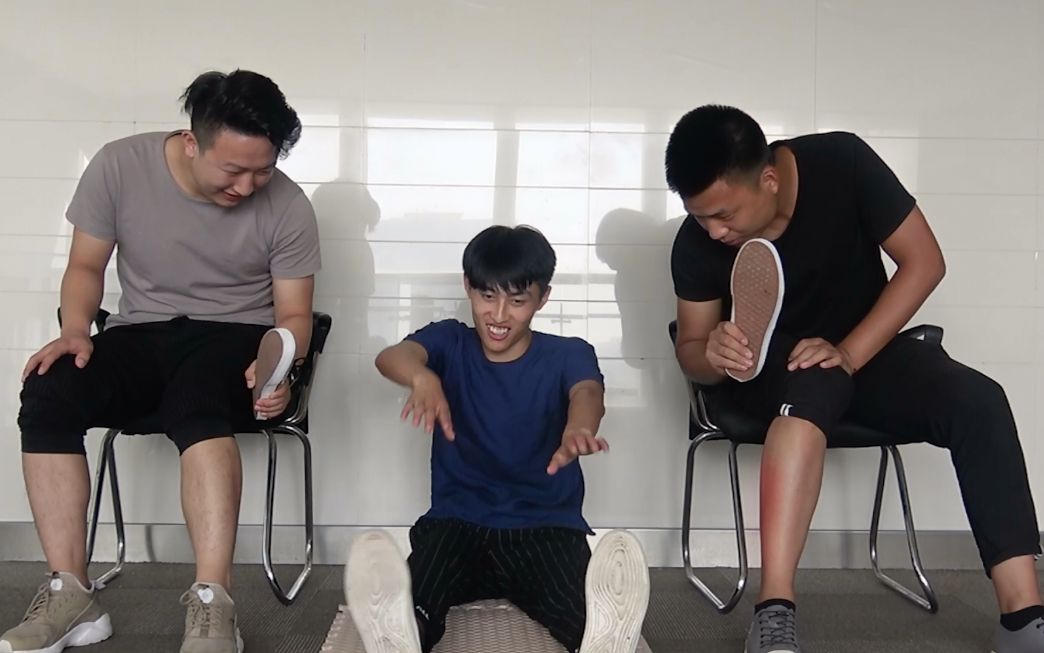 办公室游戏打腿15倍速实用更佳