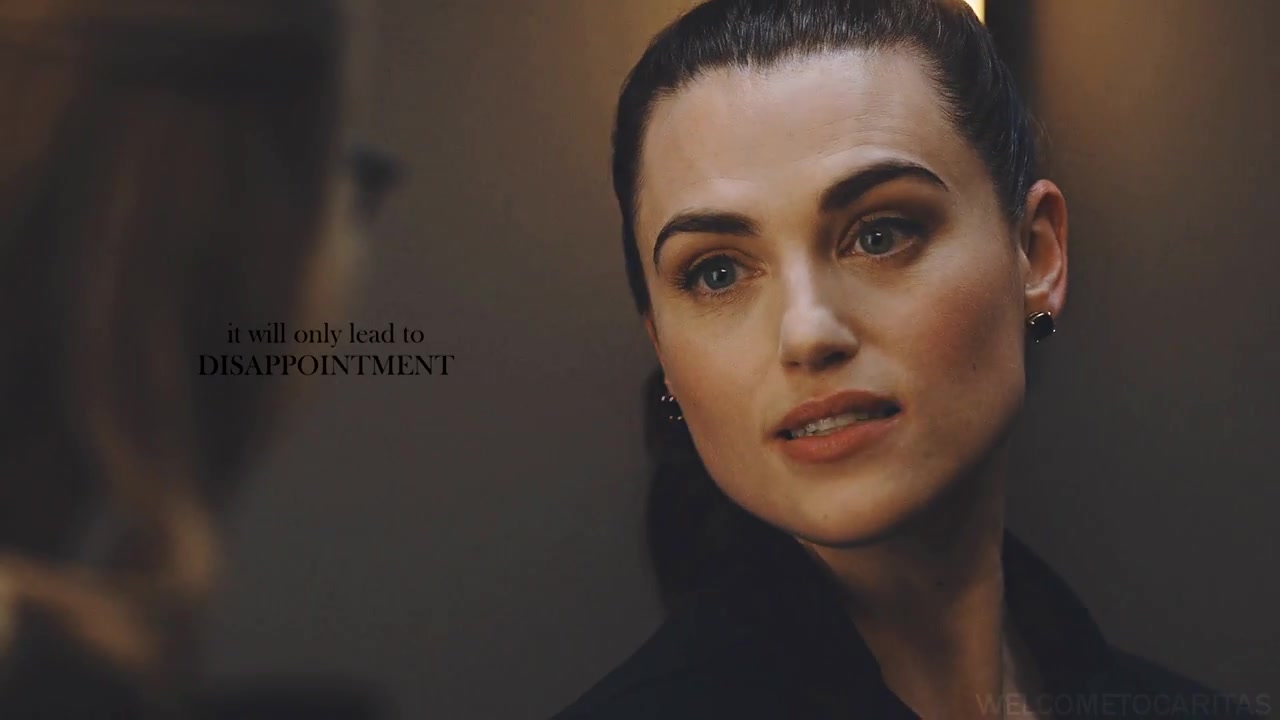 [图]Lena Luthor | 'you don't want to hurt yourself looking too closely...'