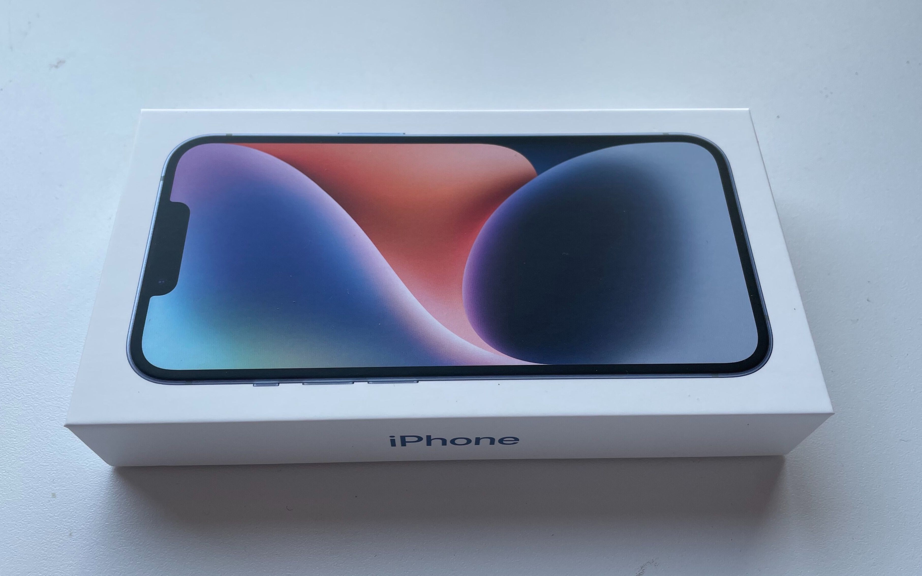 iphone14火速跳水,满血a15 6gb运存 刘海屏,其实也值得考虑?