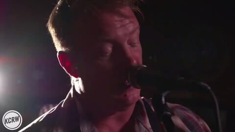 Queens Of The Stone Age - Domesticated Animals - Live on KCRW-哔哩哔哩 Queens Of The Stone Age - Domesticated Animals - Live on KCRW-哔哩哔哩