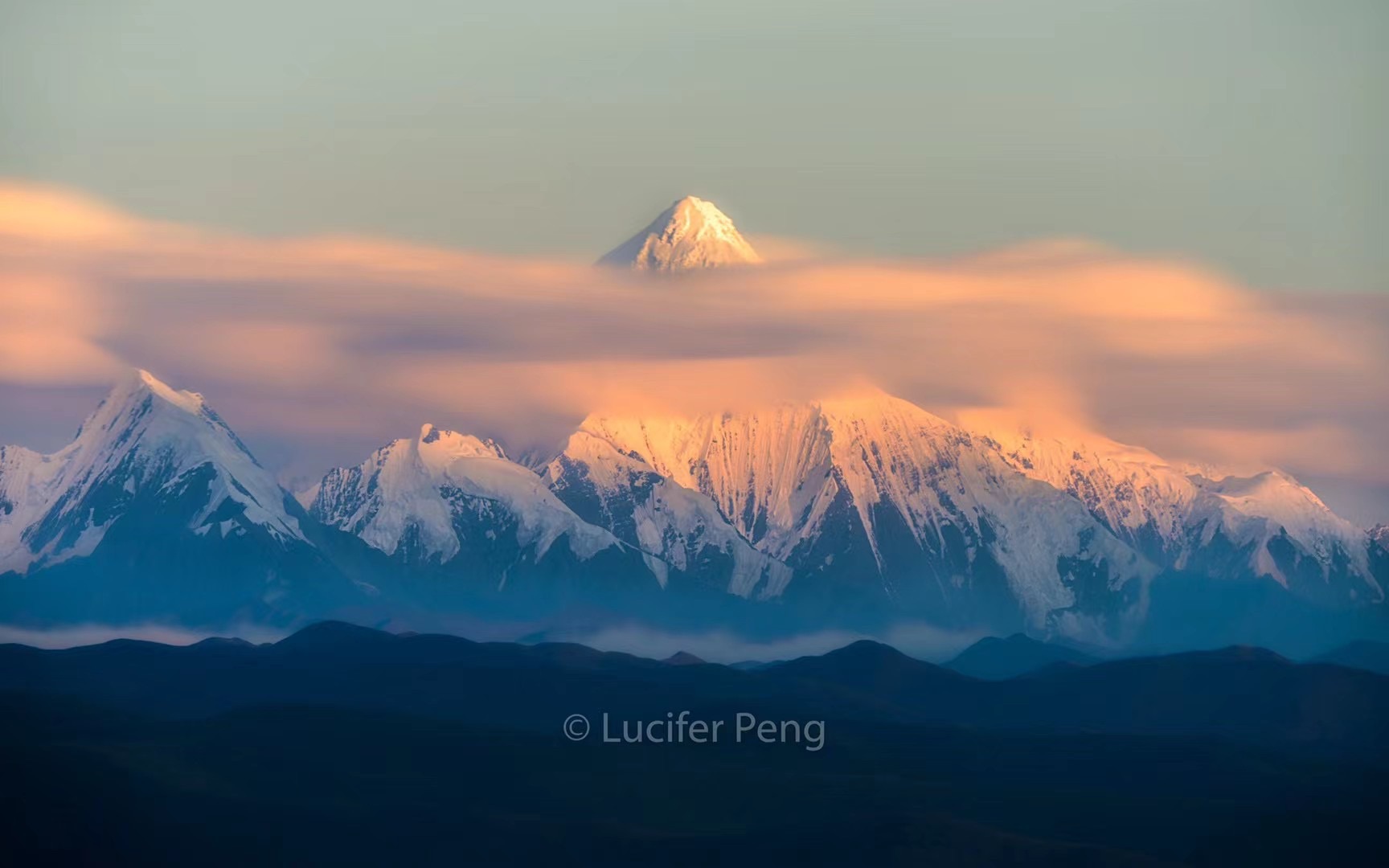 [图]【4k60】 体育老师一年镜头下的中国雪山日落星空延时