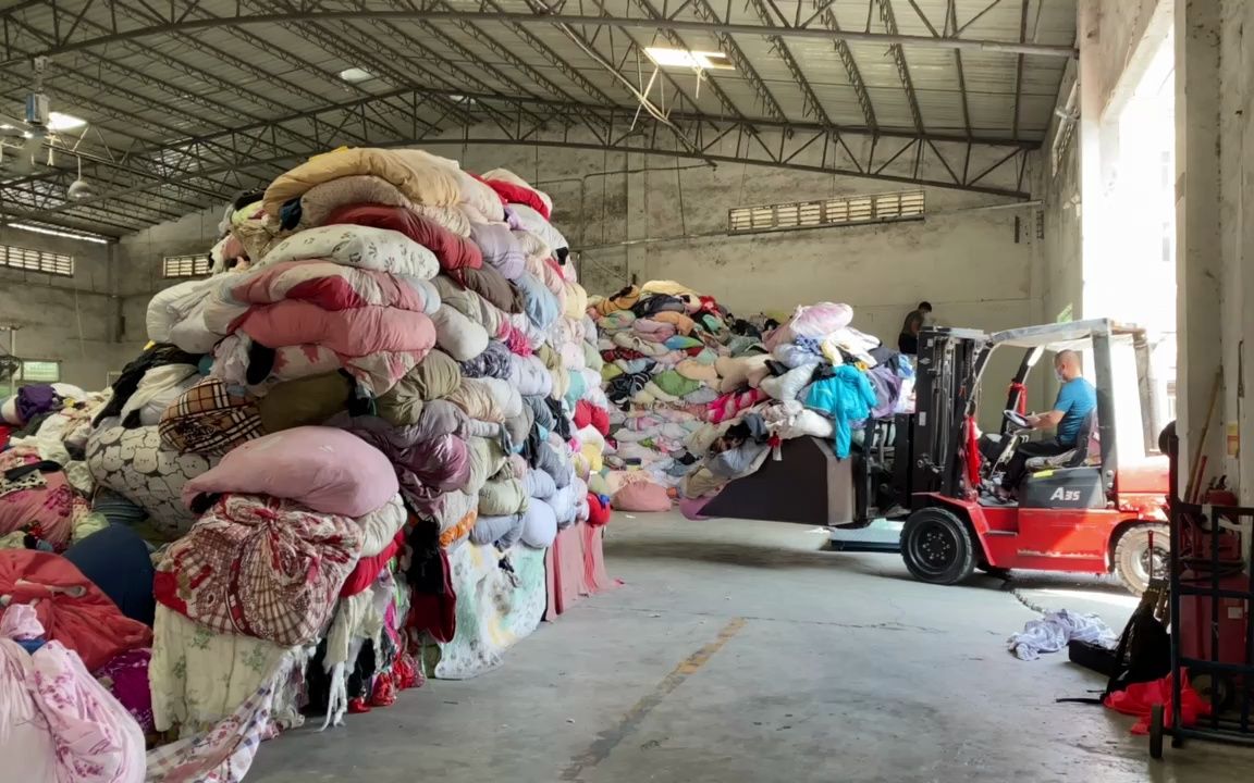 小绿人回收旧衣服 怎么做旧衣服回收的生意才更盈利