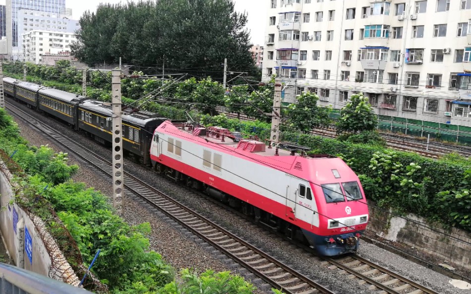 沈局辽段ss9g0055牵引k1242哈尔滨西—通辽通过.