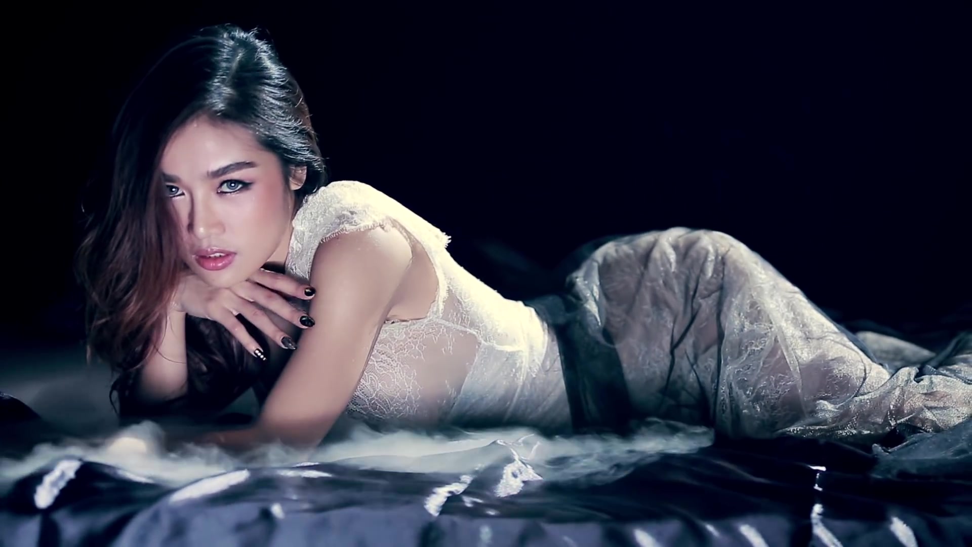 「泰国歌曲mv」泰国蔡依林 kratae x waii - 泰国舞曲