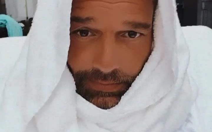 [图]【Ricky Martin】~~好冷啊~~