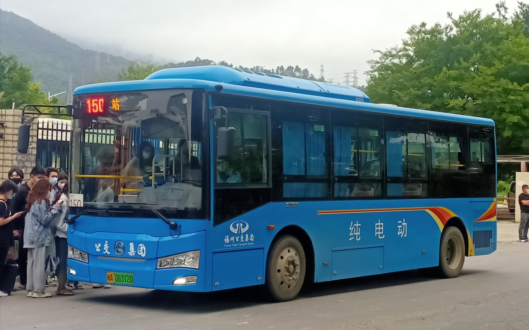 第二代福州公交集团150路公交车xml6855jevs0c1运行实录