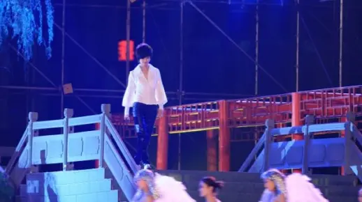 【李宇春】20080426 CCTV-2《倾国倾城》晚会