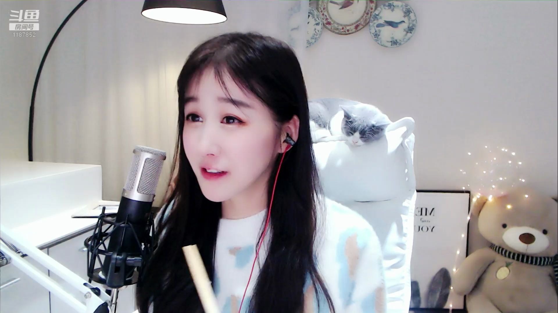 珊儿兔兔兔_2020-01-18 4时36分兔兔-我也想当一个小宝贝啊