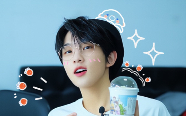 张星特多年后张星特再度演唱艾格老师的成名曲倾城一笑艾格老师关门