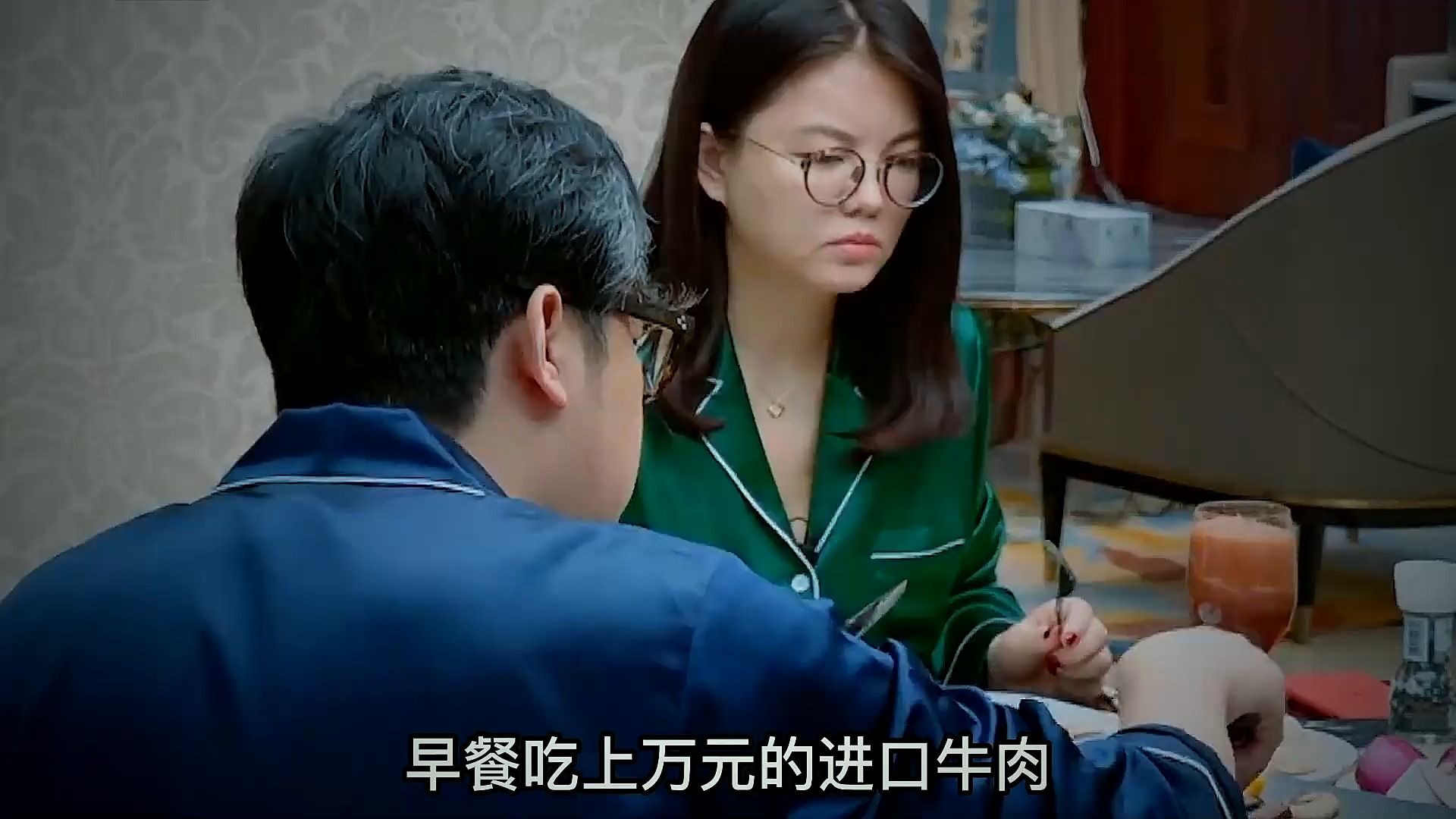 李湘光是伙食费一个月就高达65万,冰箱全是进口食材