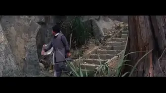 师父让他雕了三年石头  没想到日后却救了他一命