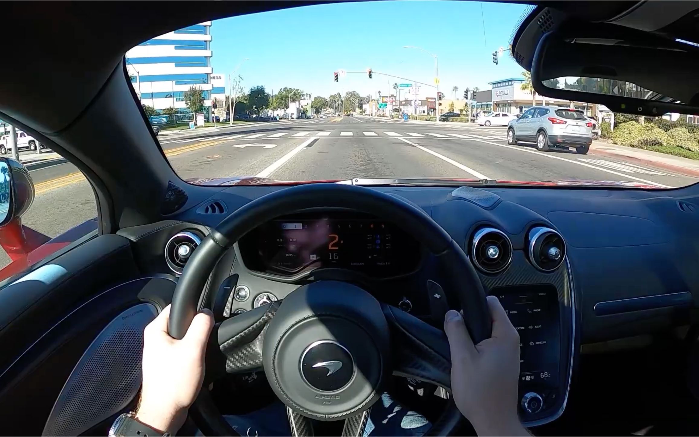 2020款迈凯伦gt 第一视角驾驶_哔哩哔哩_bilibili