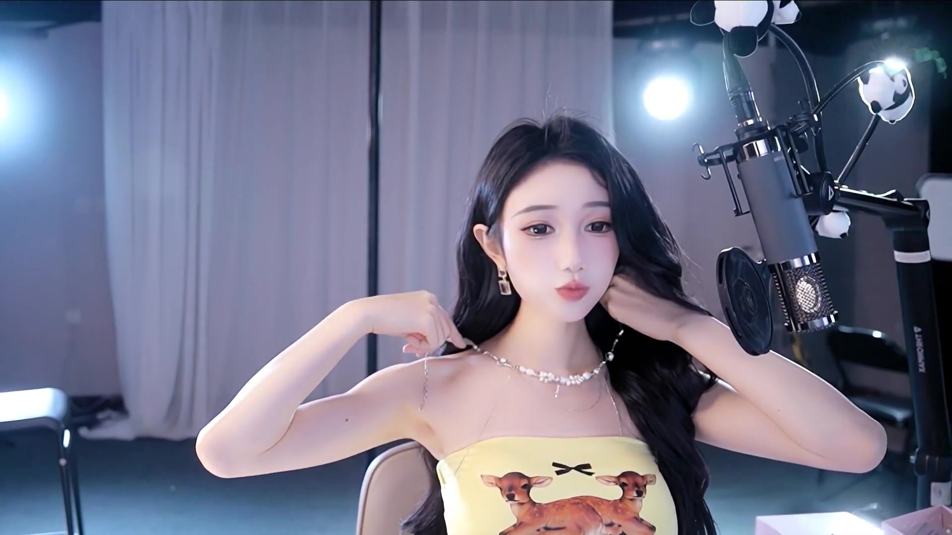 虎牙坏空空2023-07-22