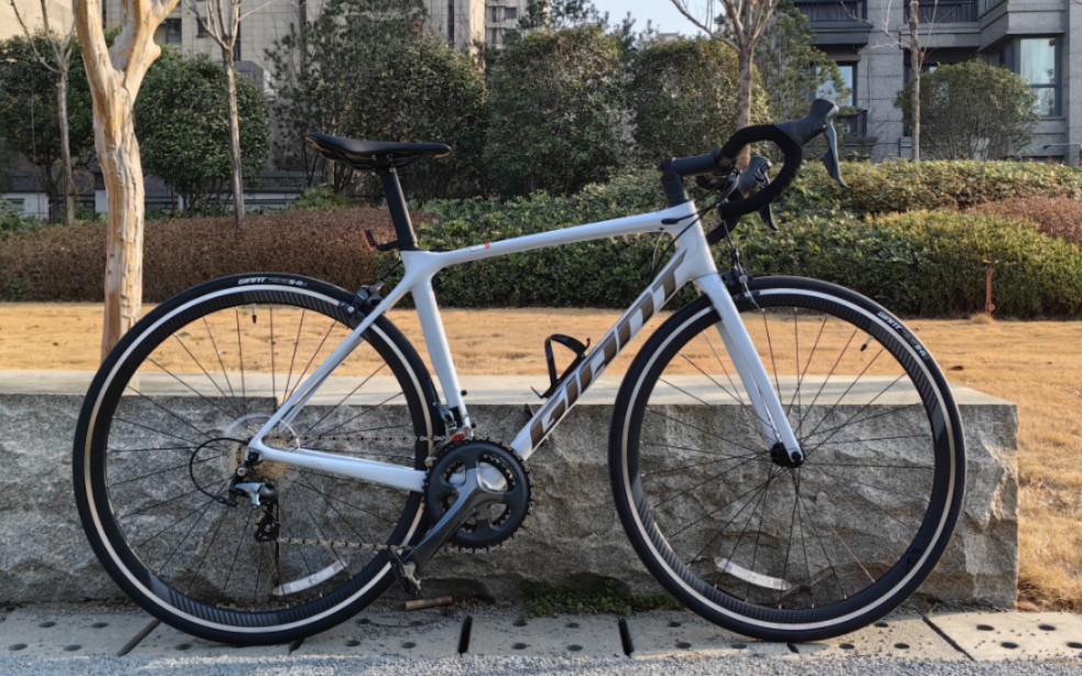 76喜提24款giant tcr adv376老规矩 一个赞5pm,一个币10pm,三连