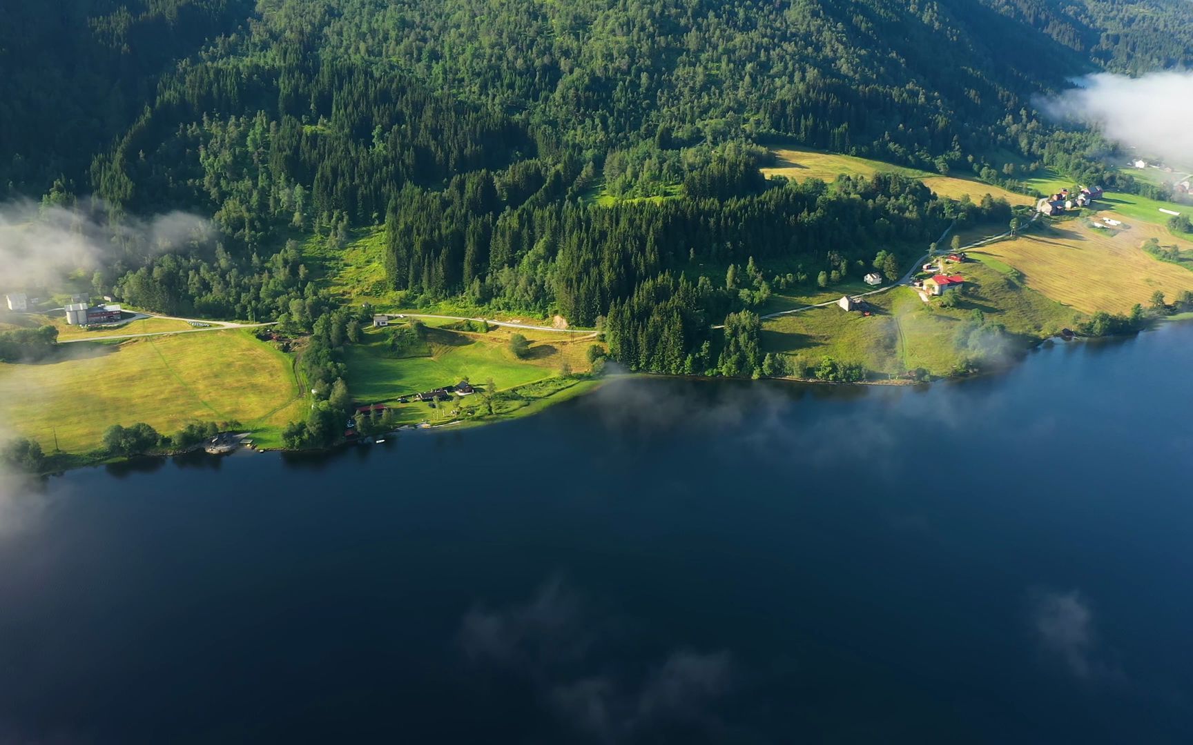 飞越北欧4k超高清柔和的钢琴音乐优美的自然电影唐加文