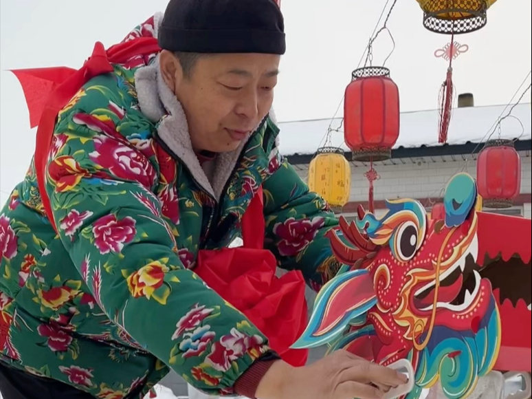 东北猫冬生活,正月十五游冰船吃火锅,这就是冰火两重天,带劲哔哩哔哩bilibili