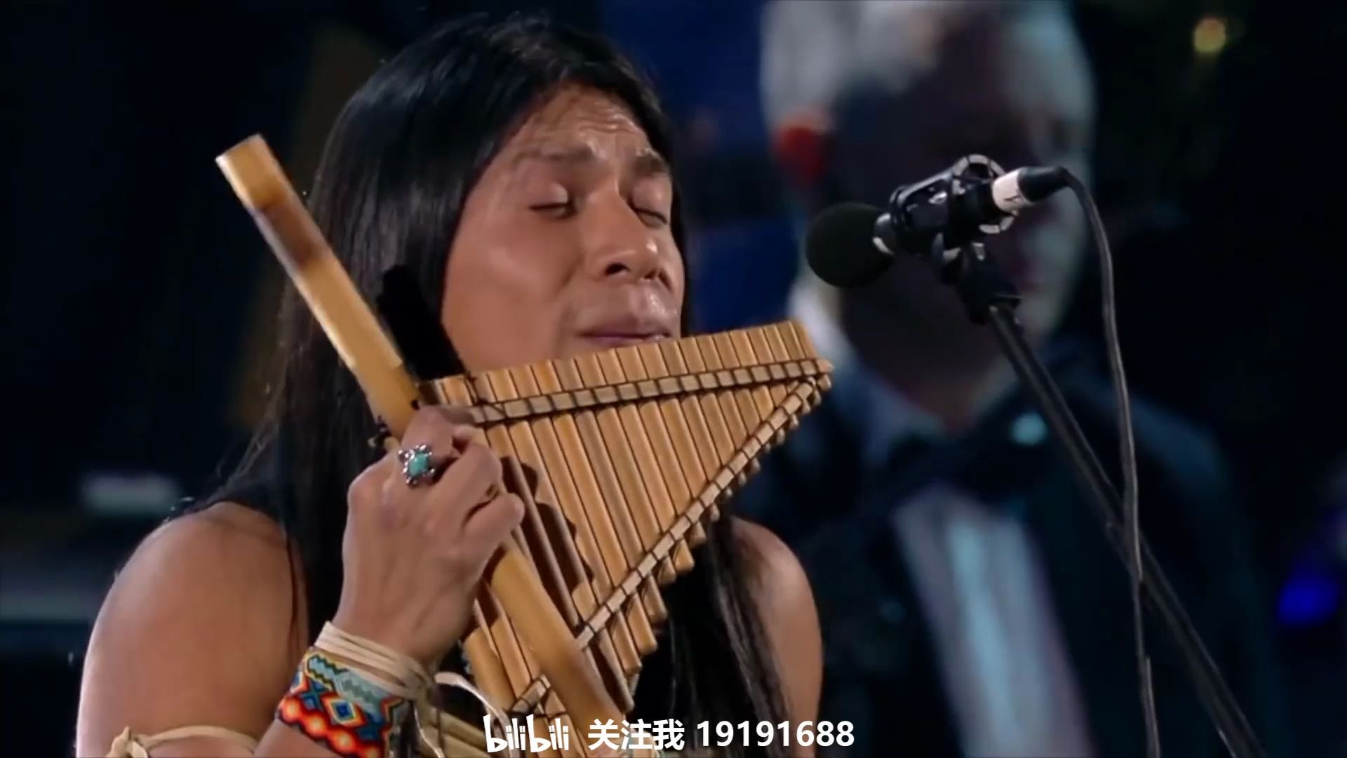 [图]最后的部落 印第安人的声音 Leo Rojas live with Orchestra