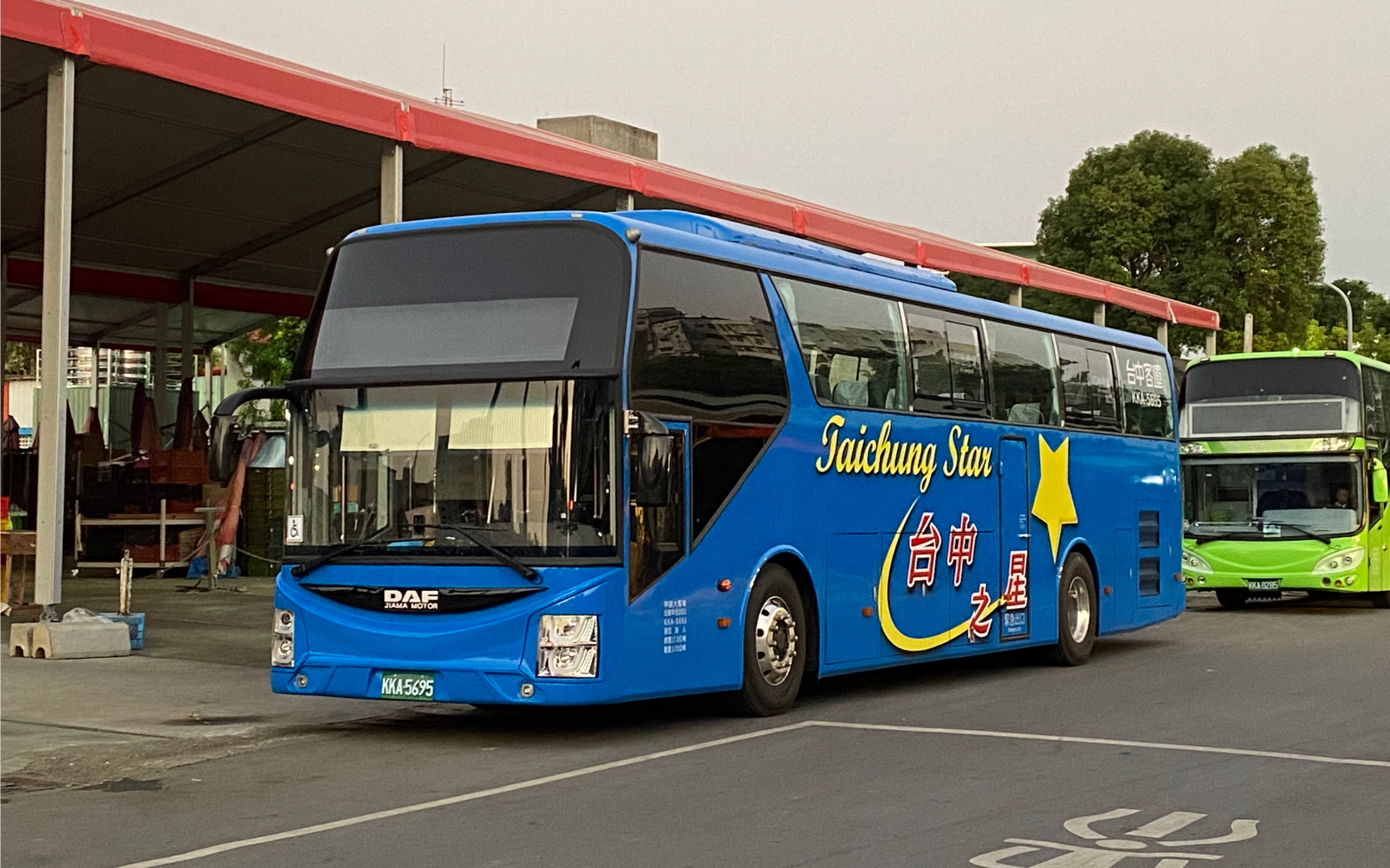 【新车速递】台中客運 daf國道巴士 kka-5695